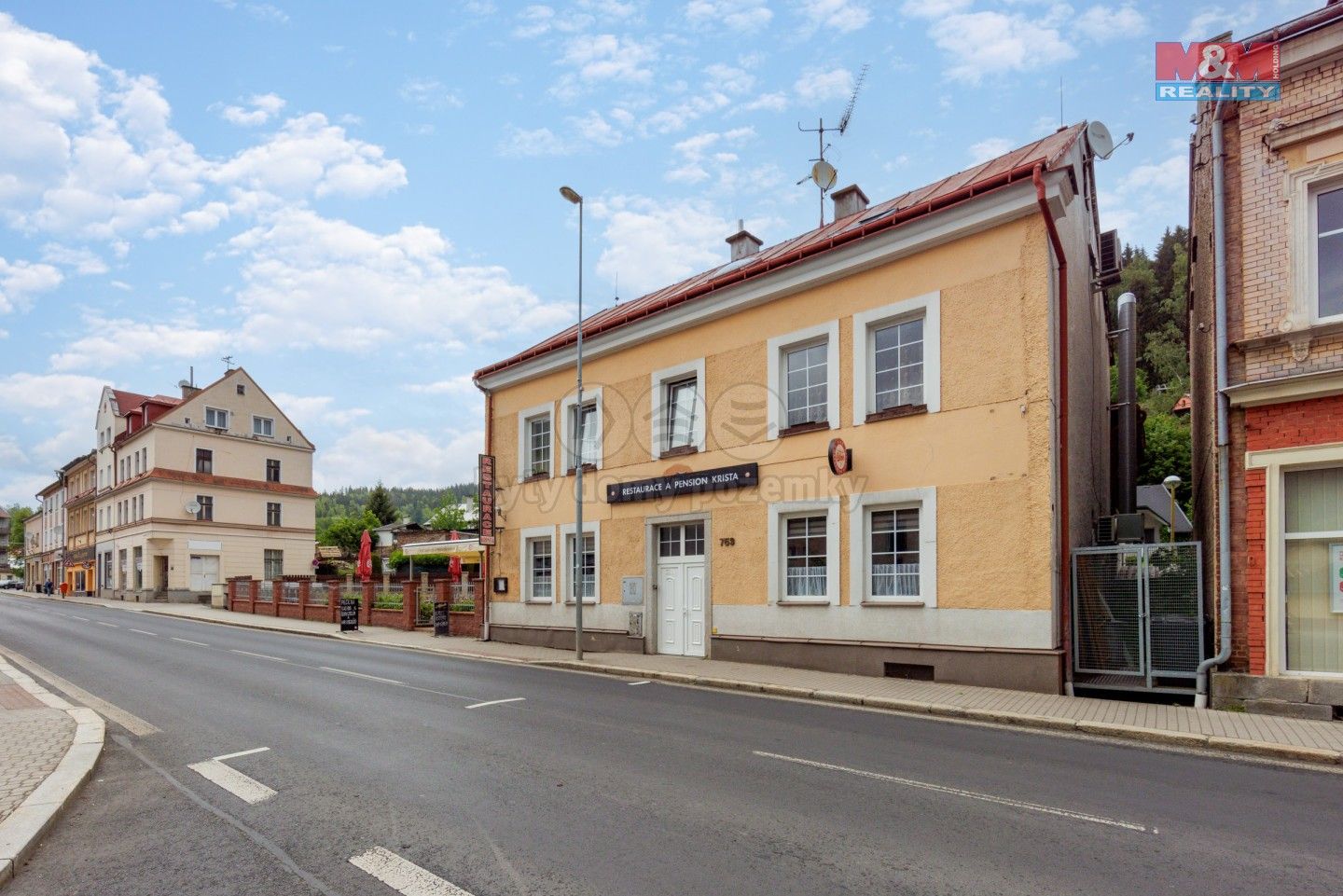 Ubytovací zařízení, Dukelská, Kraslice, 194 m²