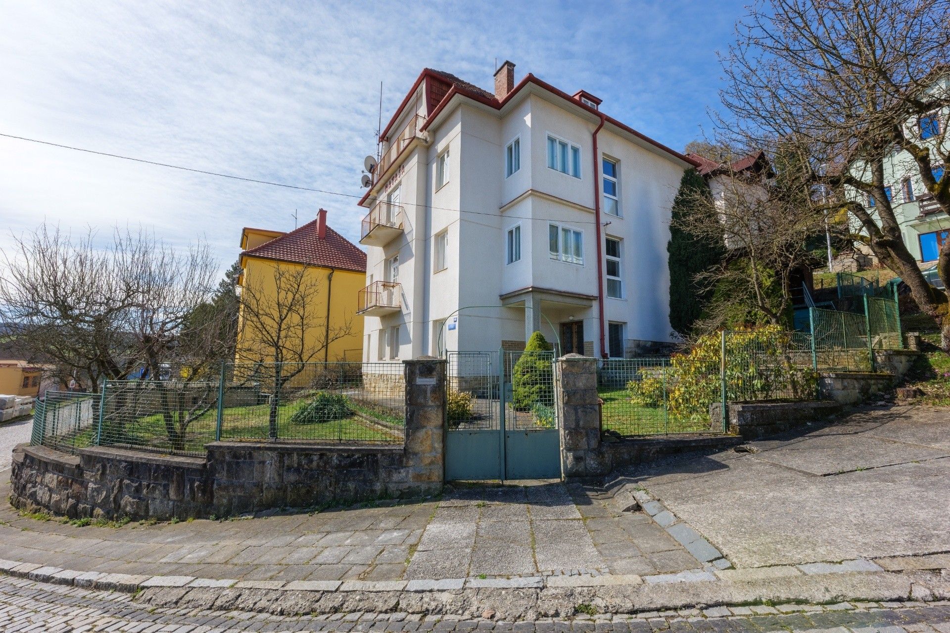 Prodej rodinný dům - Luhačovice, 350 m²