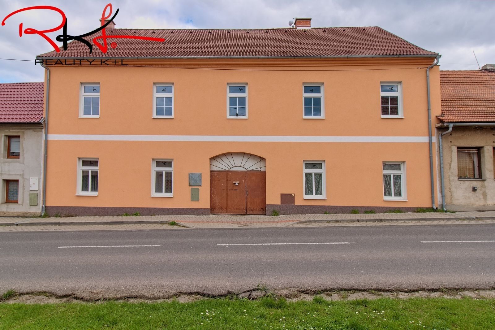 Prodej rodinný dům - Židovice, 369 m²