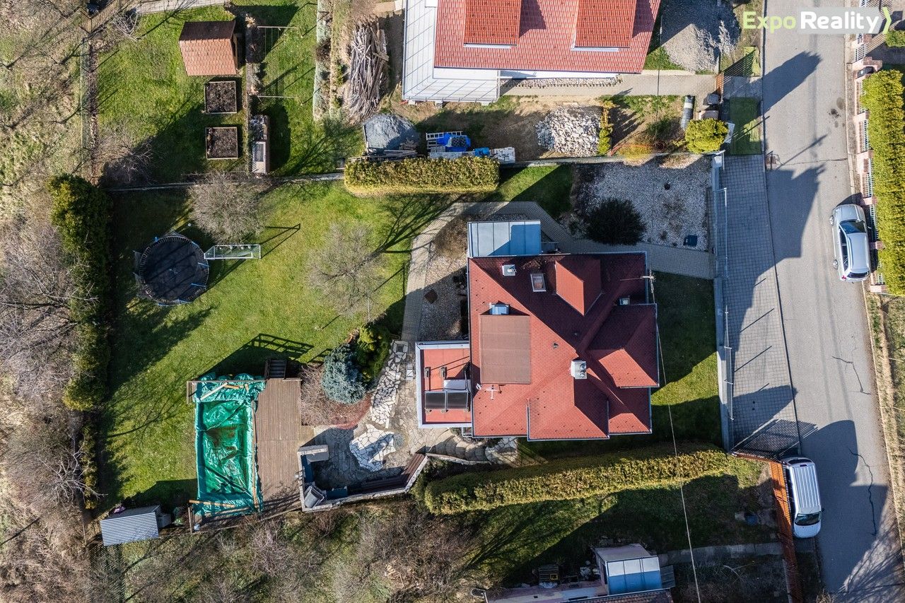 Prodej rodinný dům - Na Vrchovici, Zlín, 197 m²