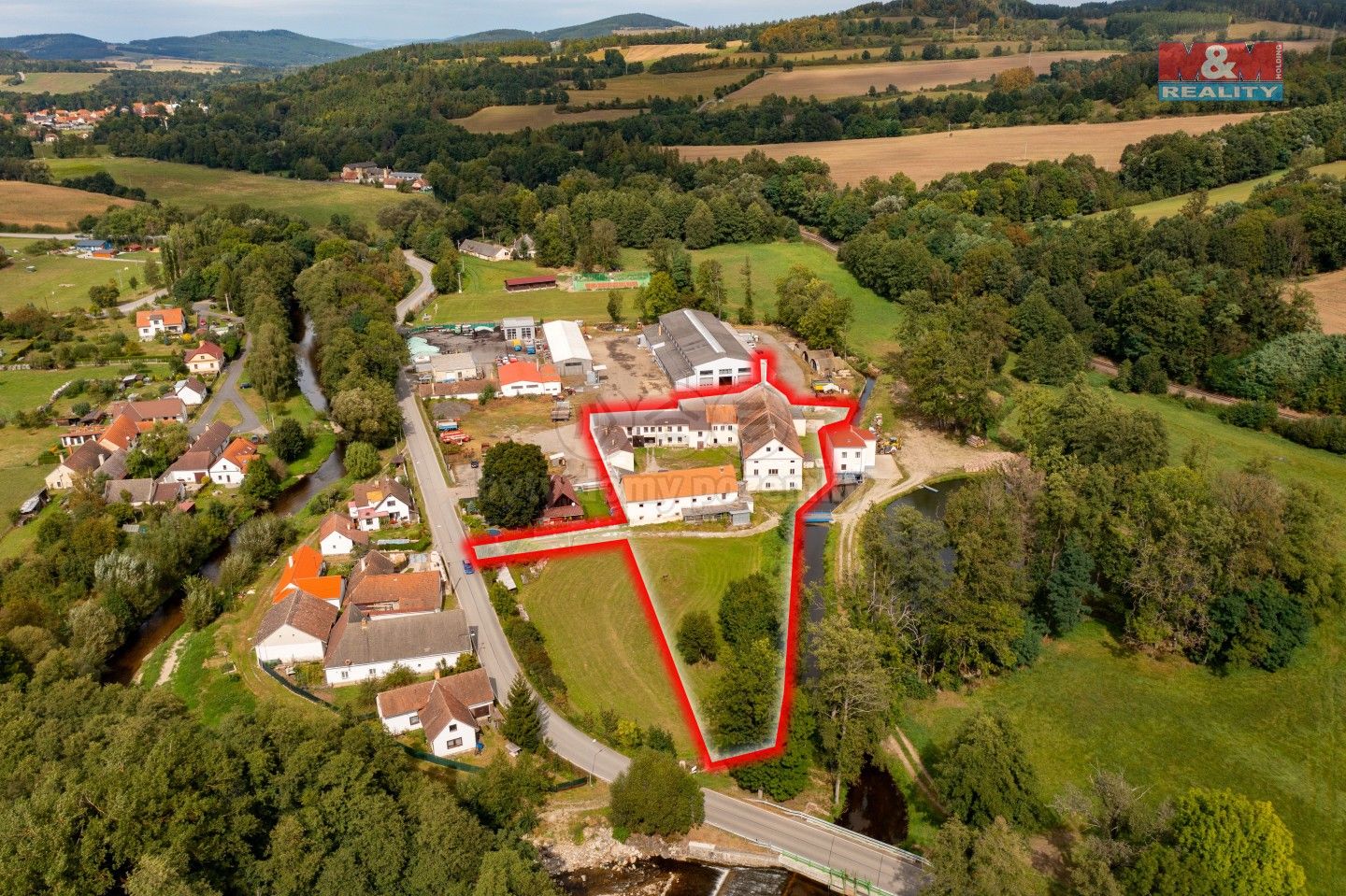 Prodej výrobní prostory - Nišovice, 1 625 m²