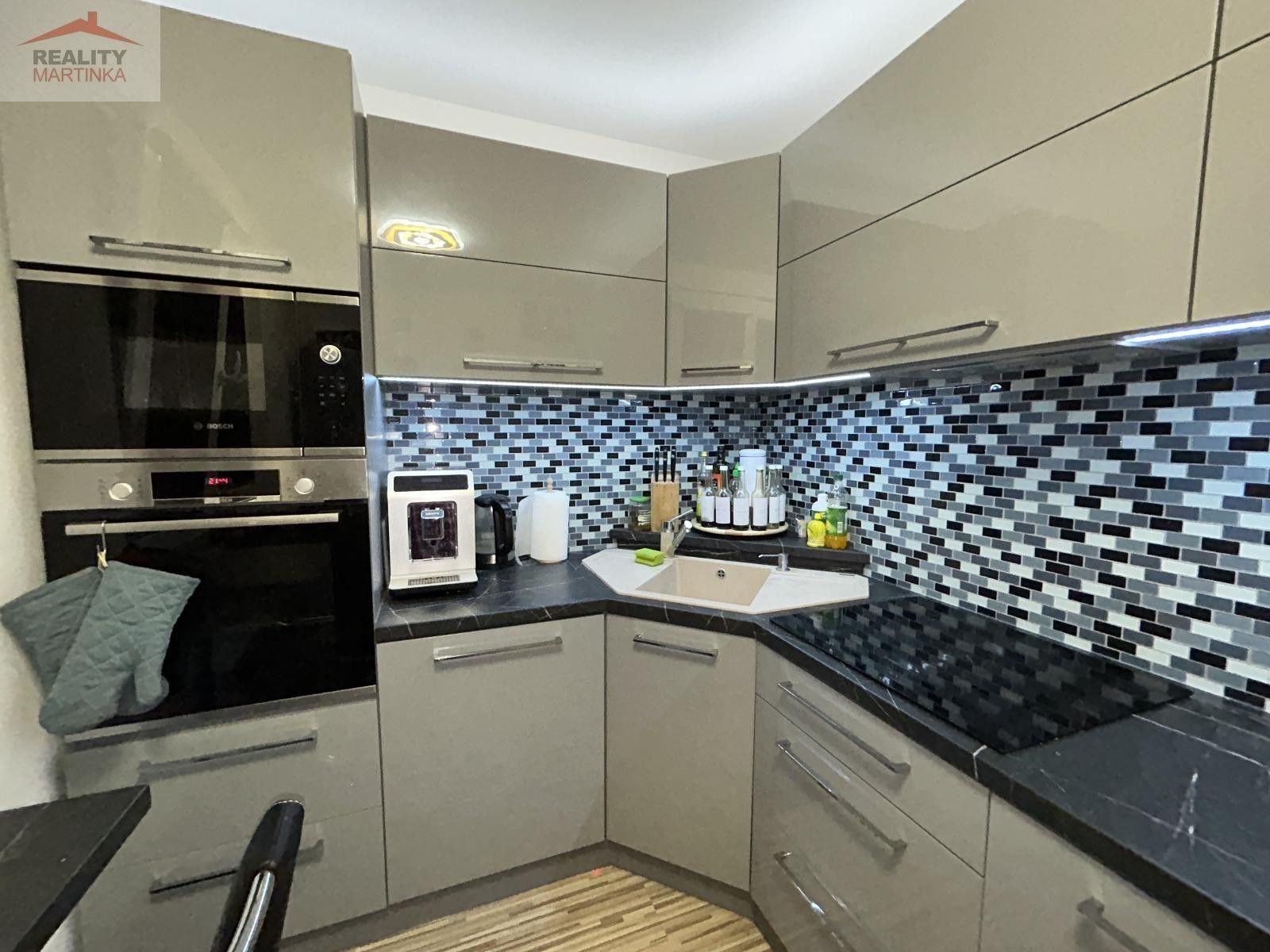 2+1, Bratří Čapků, Valašské Meziříčí, 53 m²