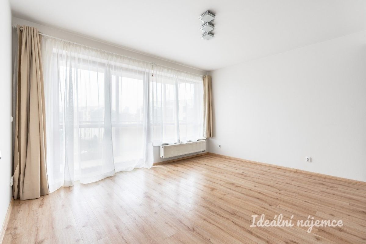 2+kk, Podvinný mlýn, Praha, 52 m²