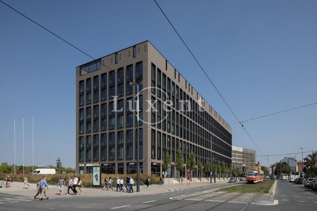 Pronájem kancelář - Rohanské nábřeží, Praha, 330 m²