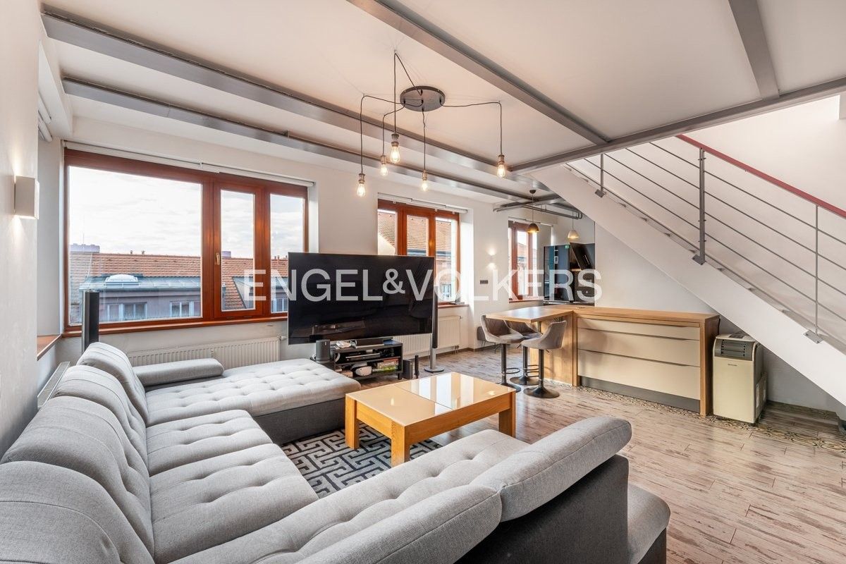 3+kk, Novákových, Praha, 129 m²