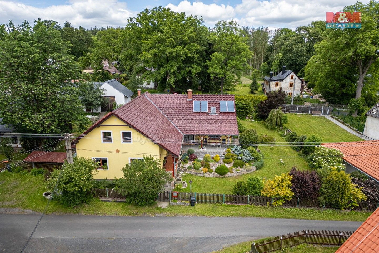 Rodinné domy, Rybničná, Bochov, 247 m²