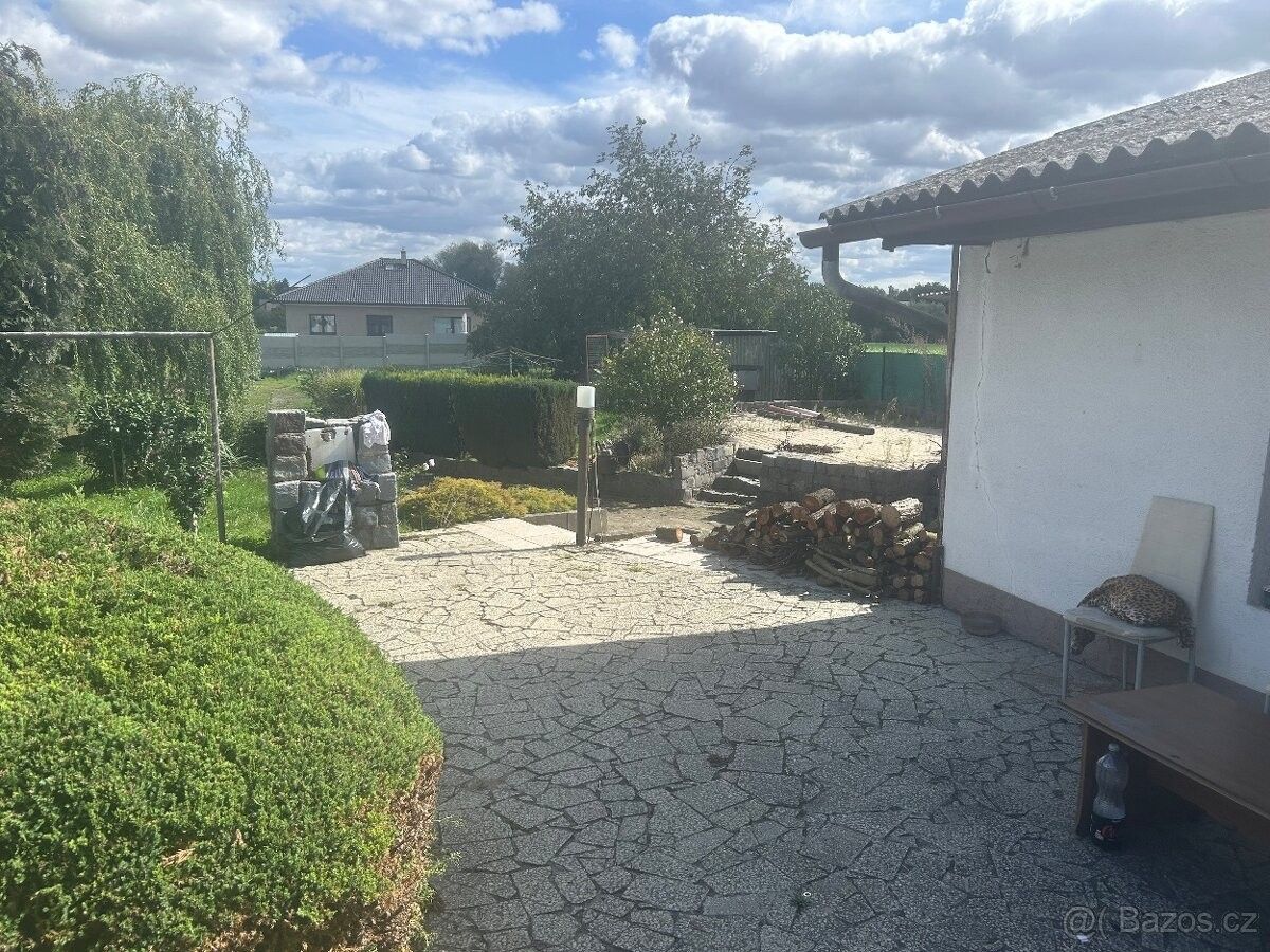 Pozemky pro bydlení, Kostelec nad Labem, 277 13