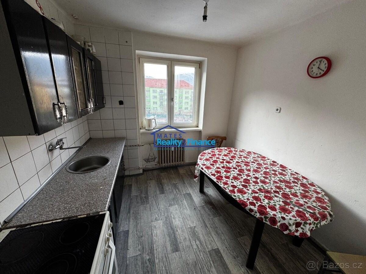 Pronájem byt - Bečov, 434 01