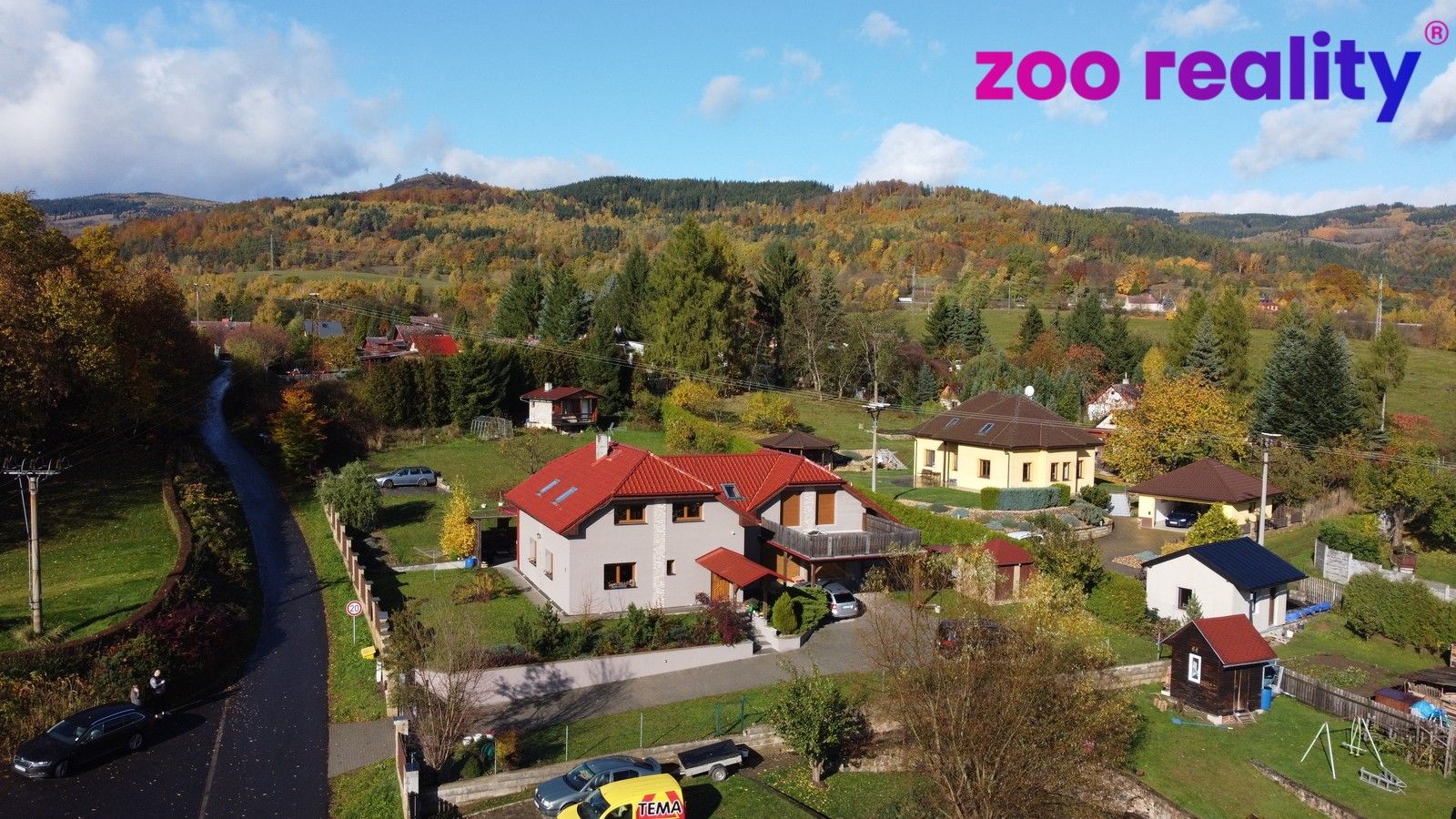 Rodinné domy, Lužný, Perštejn, 305 m²