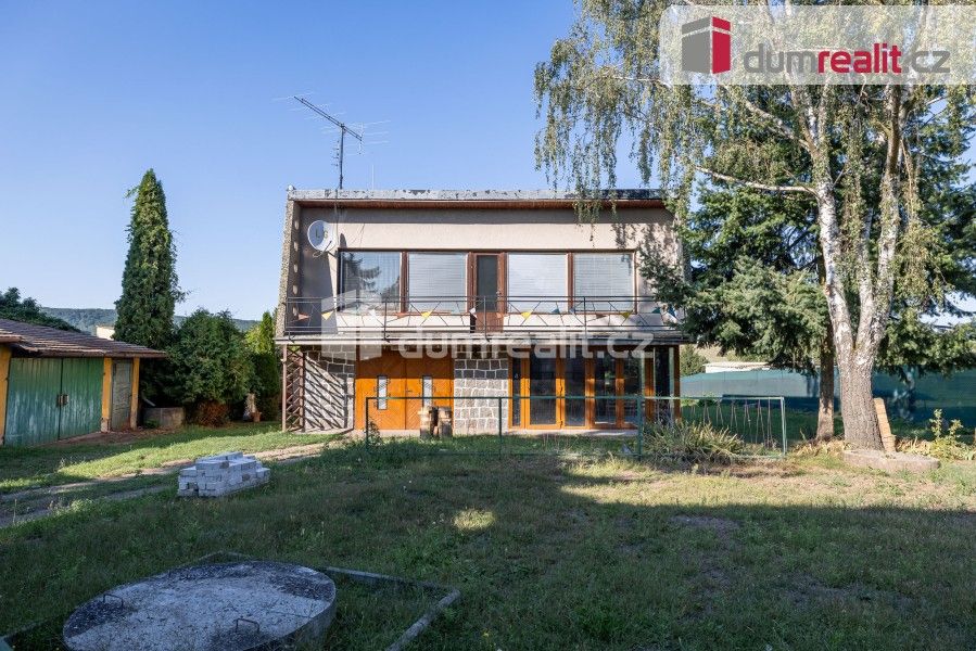 Prodej rodinný dům - Nádražní, Vroutek, 522 m²