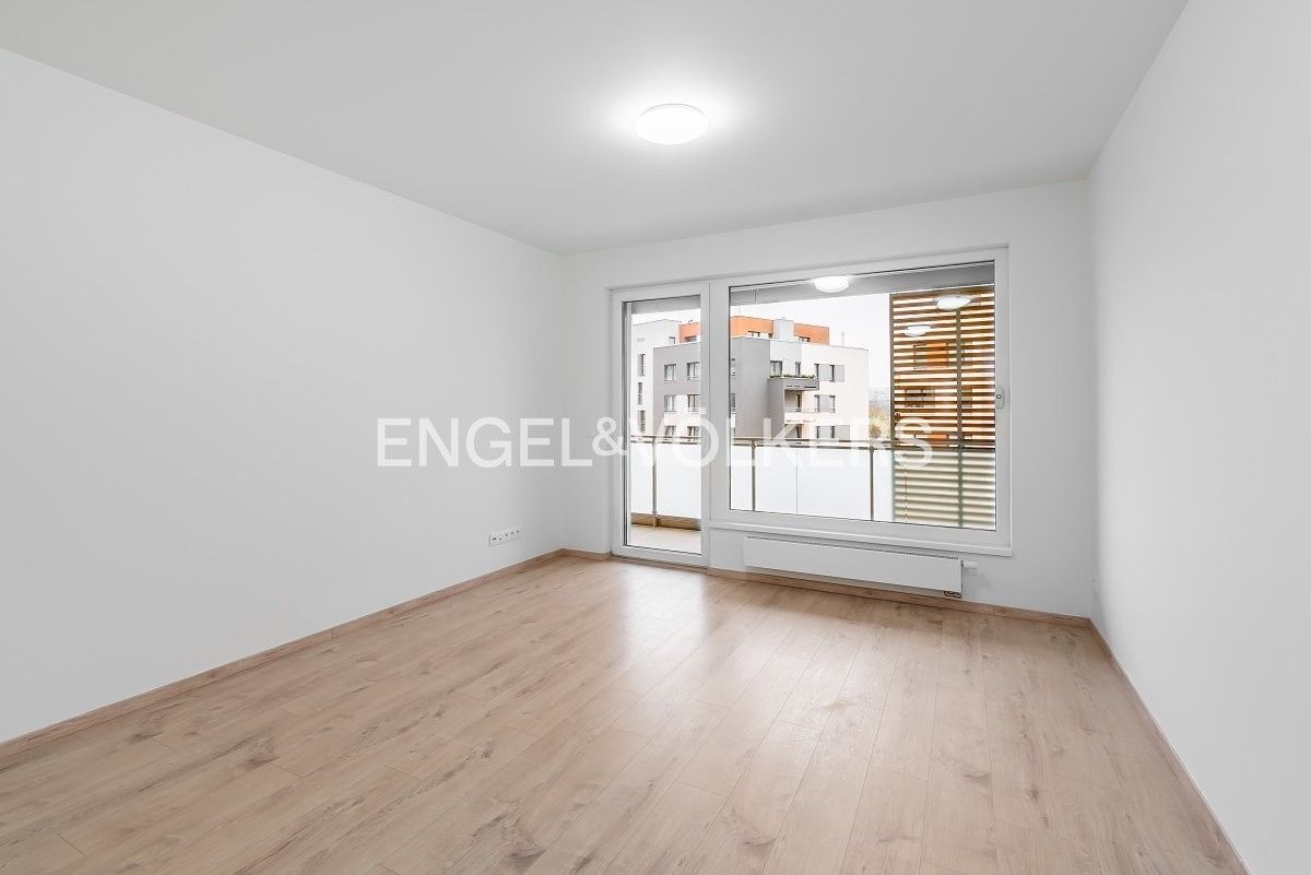 2+kk, U plynárny, Praha, 56 m²