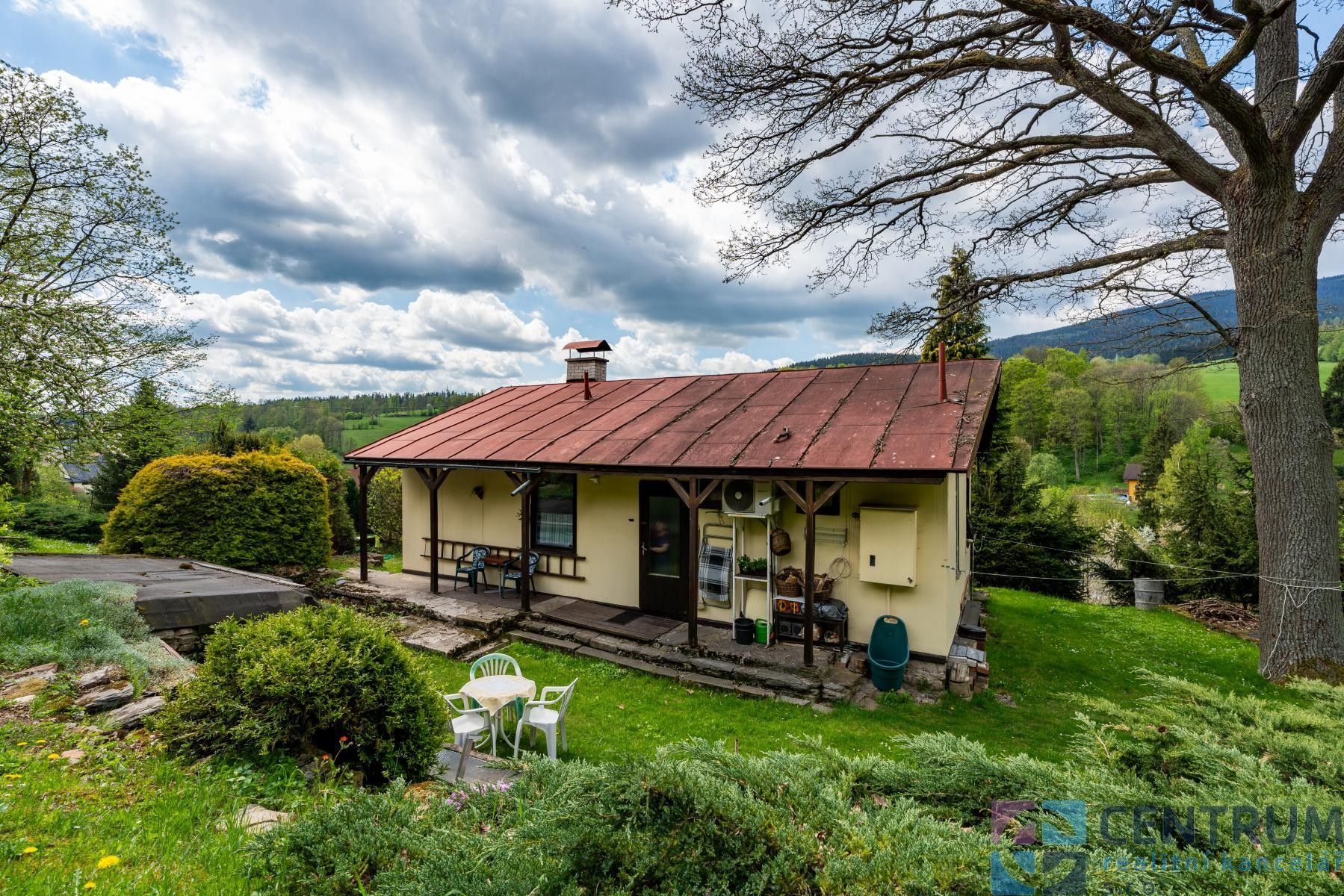 Rodinné domy, Pod Rýchorami, Svoboda nad Úpou, 72 m²