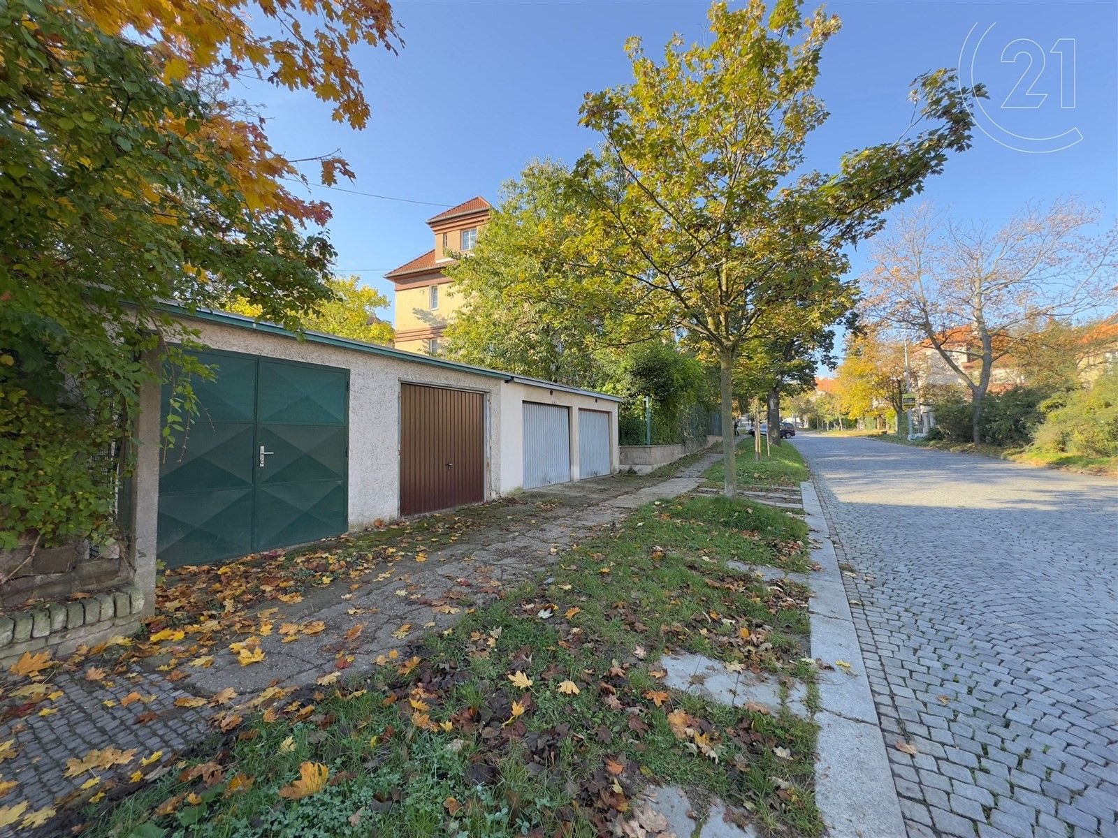 Prodej garáž - V Cibulkách, Praha, 19 m²