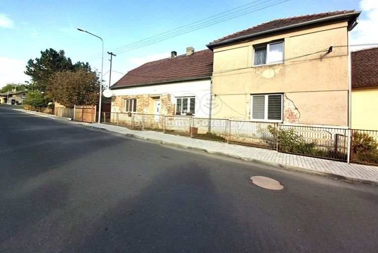 Prodej dům - Kounov u Rakovníka, 270 06, 884 m²