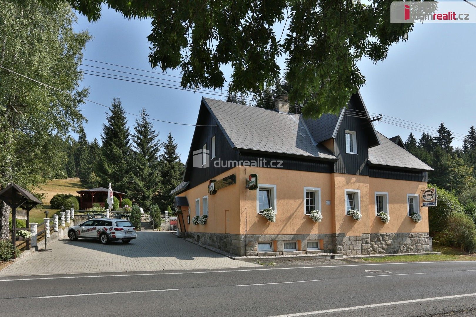 Ubytovací zařízení, Karlovarská, Pernink, 400 m²