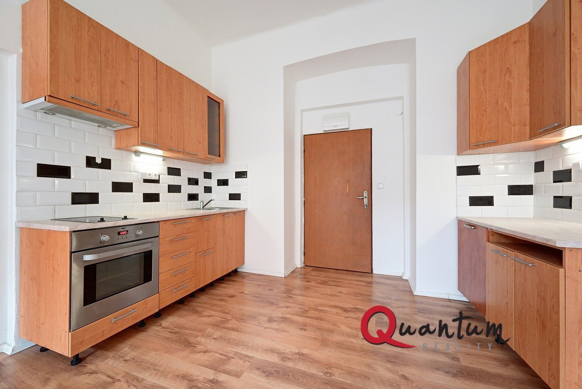 Prodej byt 2+kk - Seifertova, Praha, 46 m²