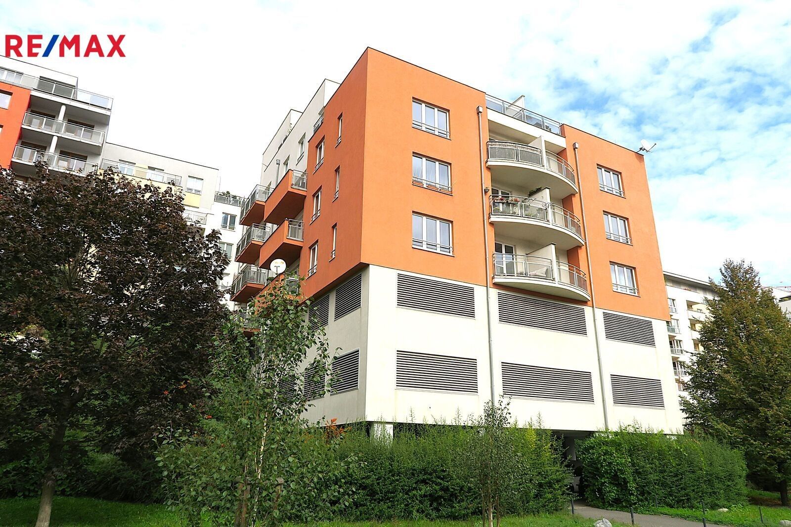 1+kk, Plzeňská, Praha, 35 m²