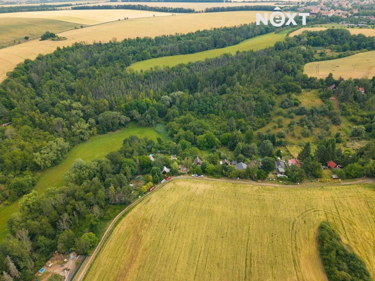 Chaty, Smolnice, 816 m²