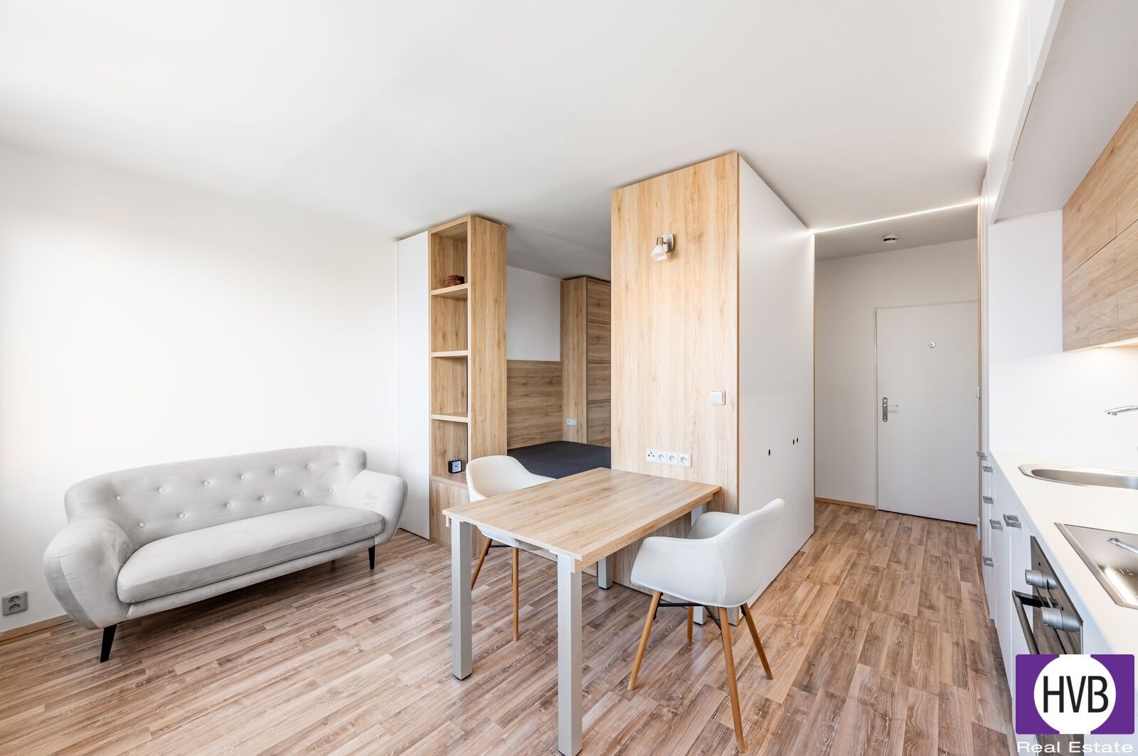 1+kk, Topolová, Praha, 31 m²