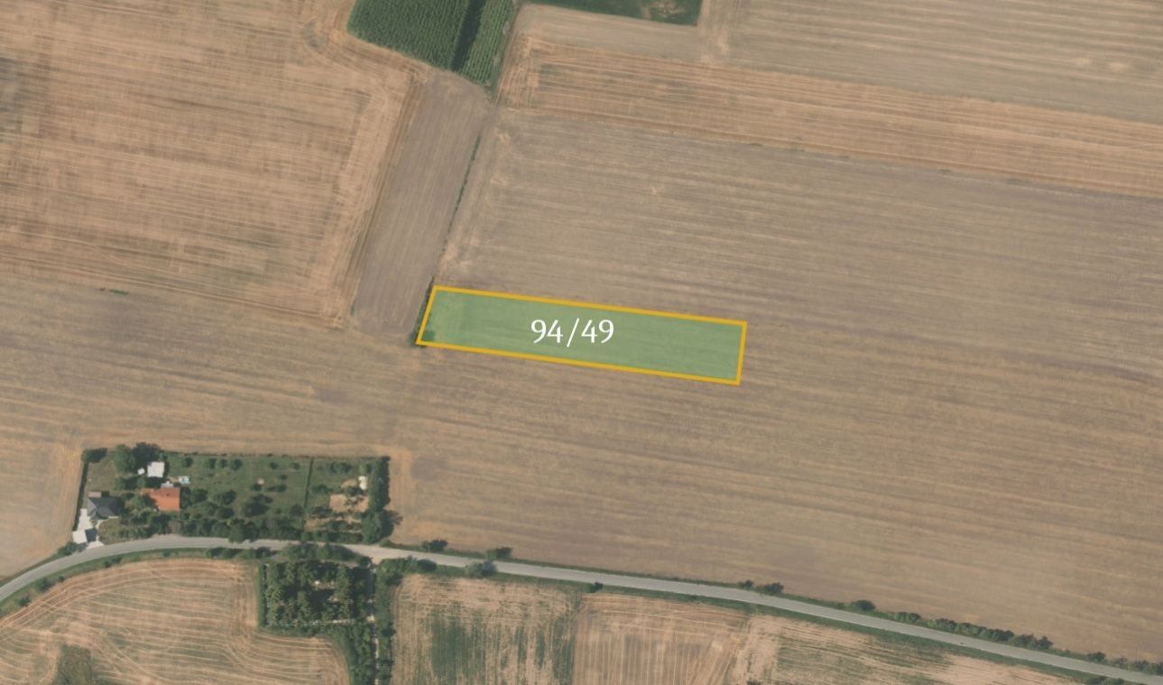 Prodej zemědělský pozemek - Slaný, 1 942 m²
