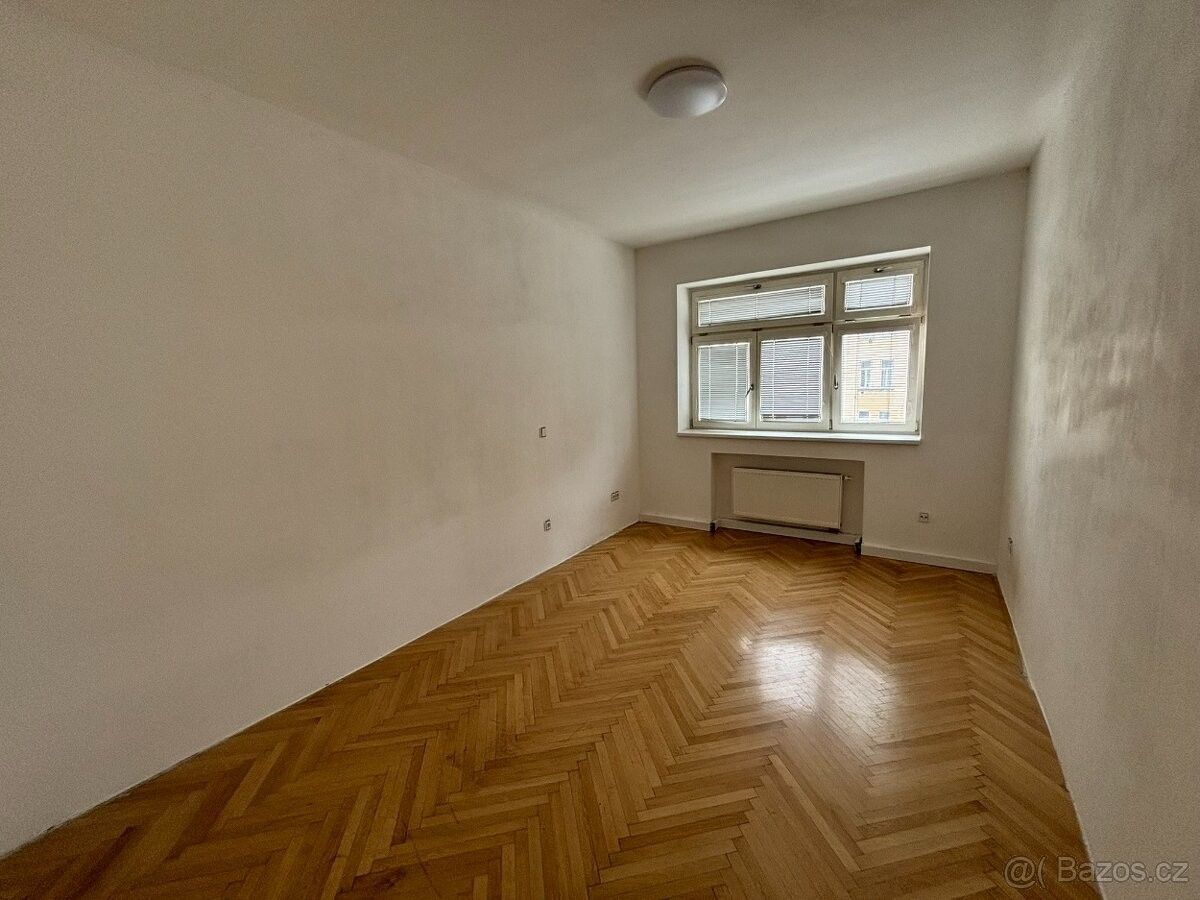 Pronájem byt 5+1 - Brno, 602 00, 9 m²