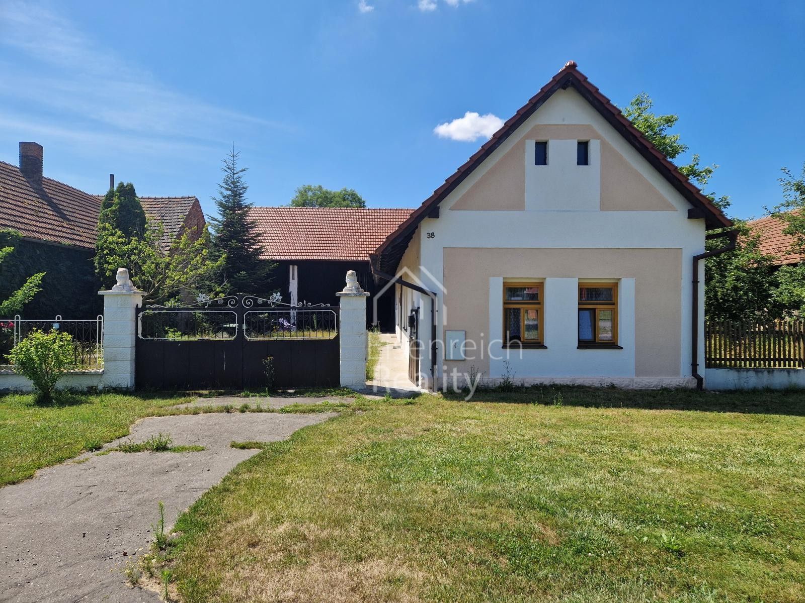 Prodej rodinný dům - Městecká, Běrunice, 160 m²