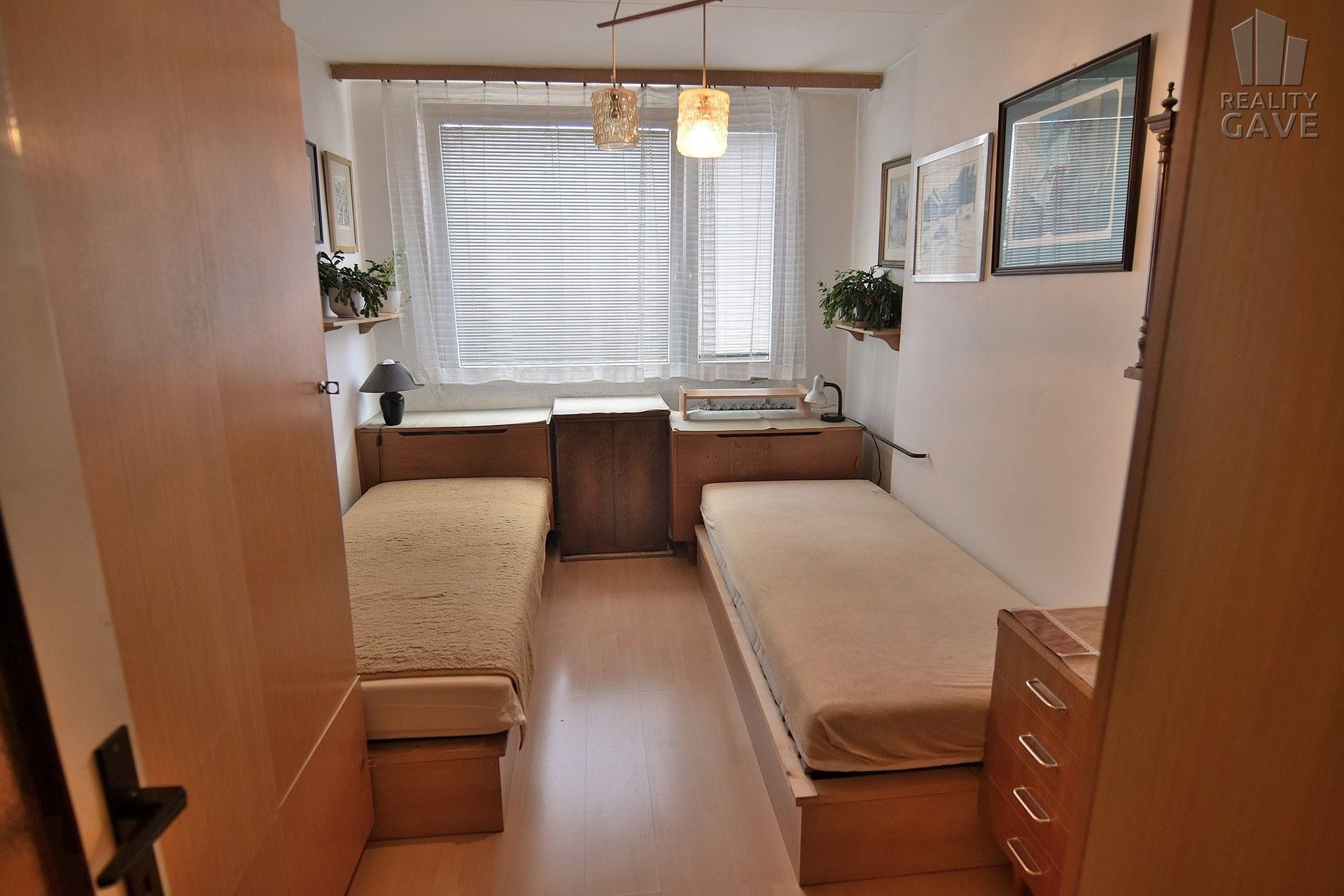 Prodej byt 2+kk - Hněvkovského, Praha, 45 m²