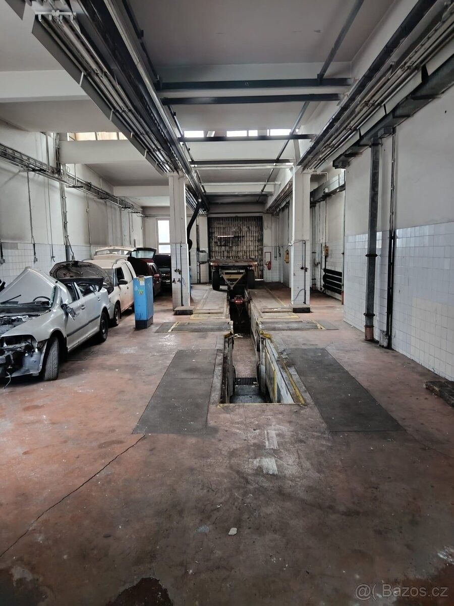 Sklady, Ostrava, 719 00