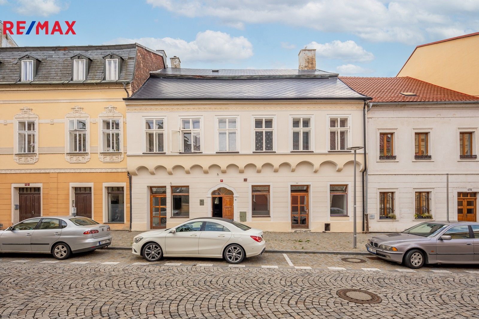 Rodinné domy, Vrchlického, Kadaň, 403 m²