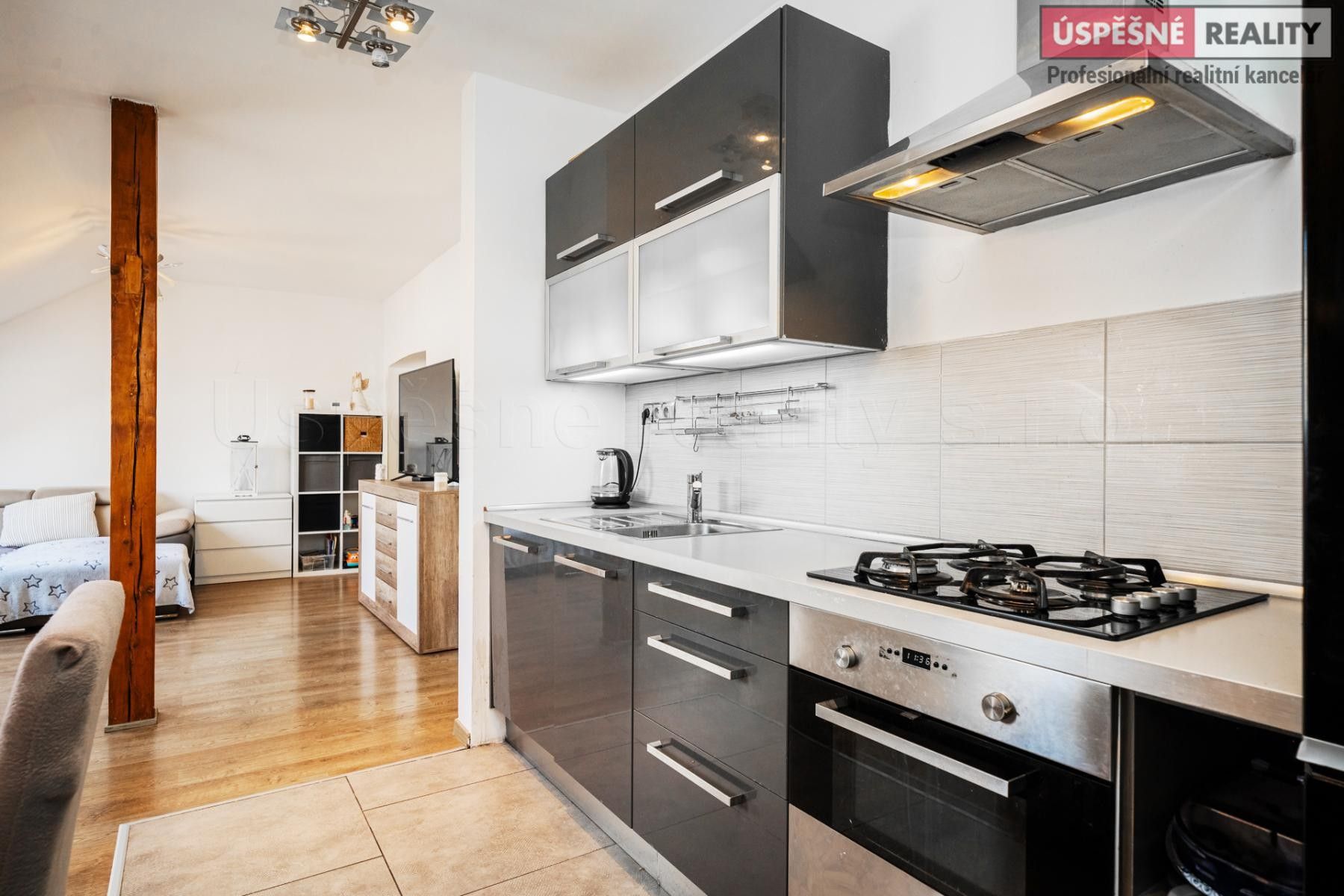 Prodej byt 3+kk - Mahenova, Praha, 102 m²