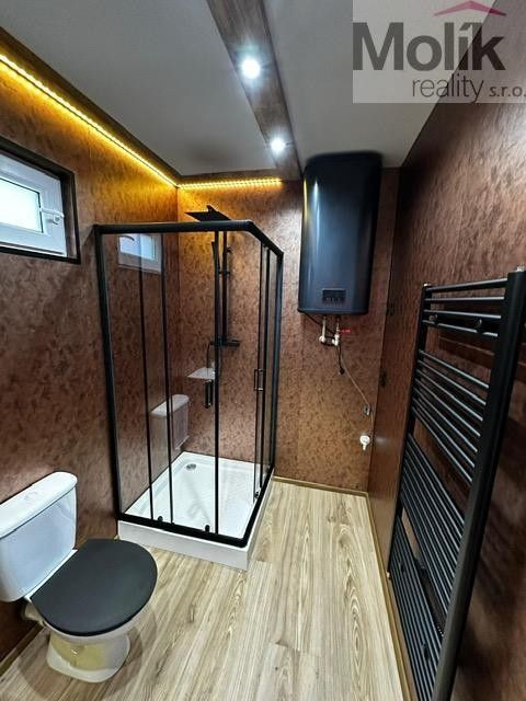 Ostatní, Betlémské náměstí, Praha, 24 m²