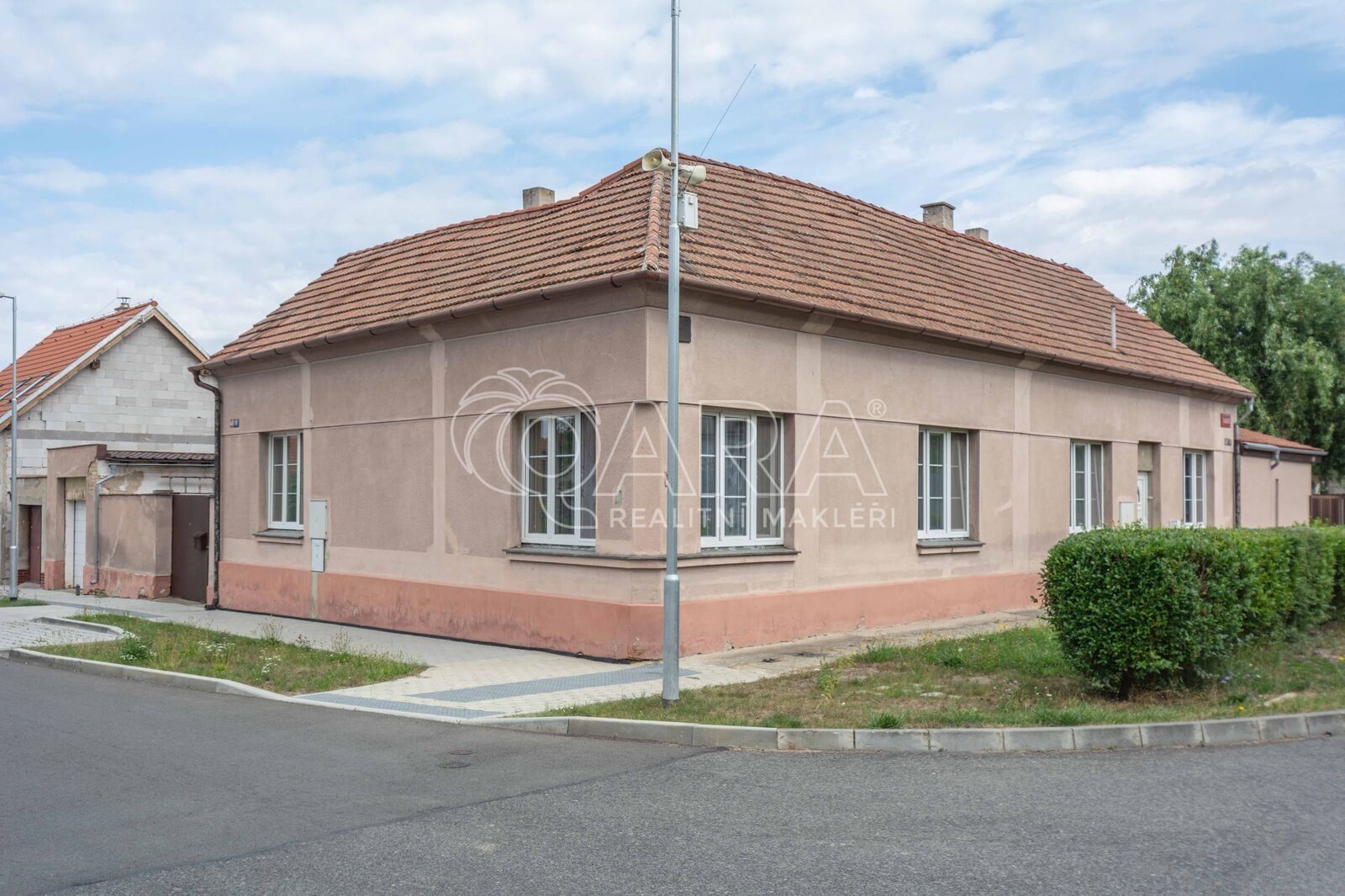 Prodej rodinný dům - V Alejích, Kostelec nad Labem, 250 m²