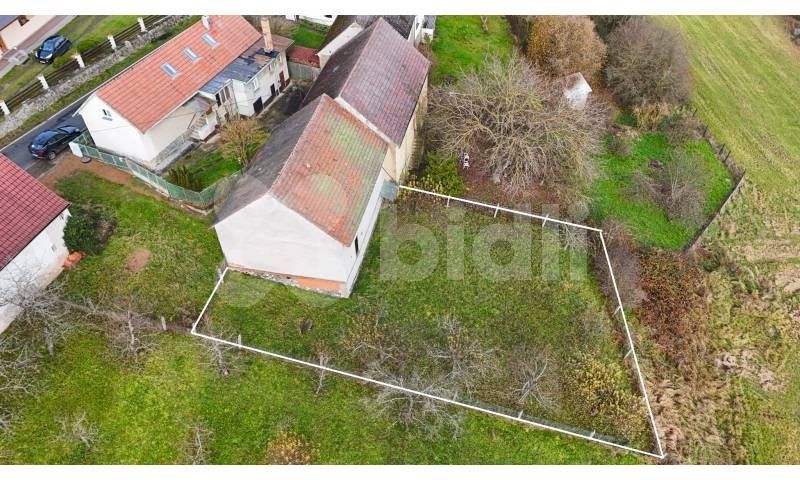 Zemědělské usedlosti, Mešno, 102 m²