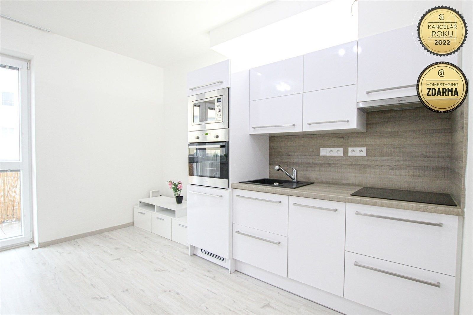 Pronájem byt 1+kk - Lišejníková, Brno, 35 m²