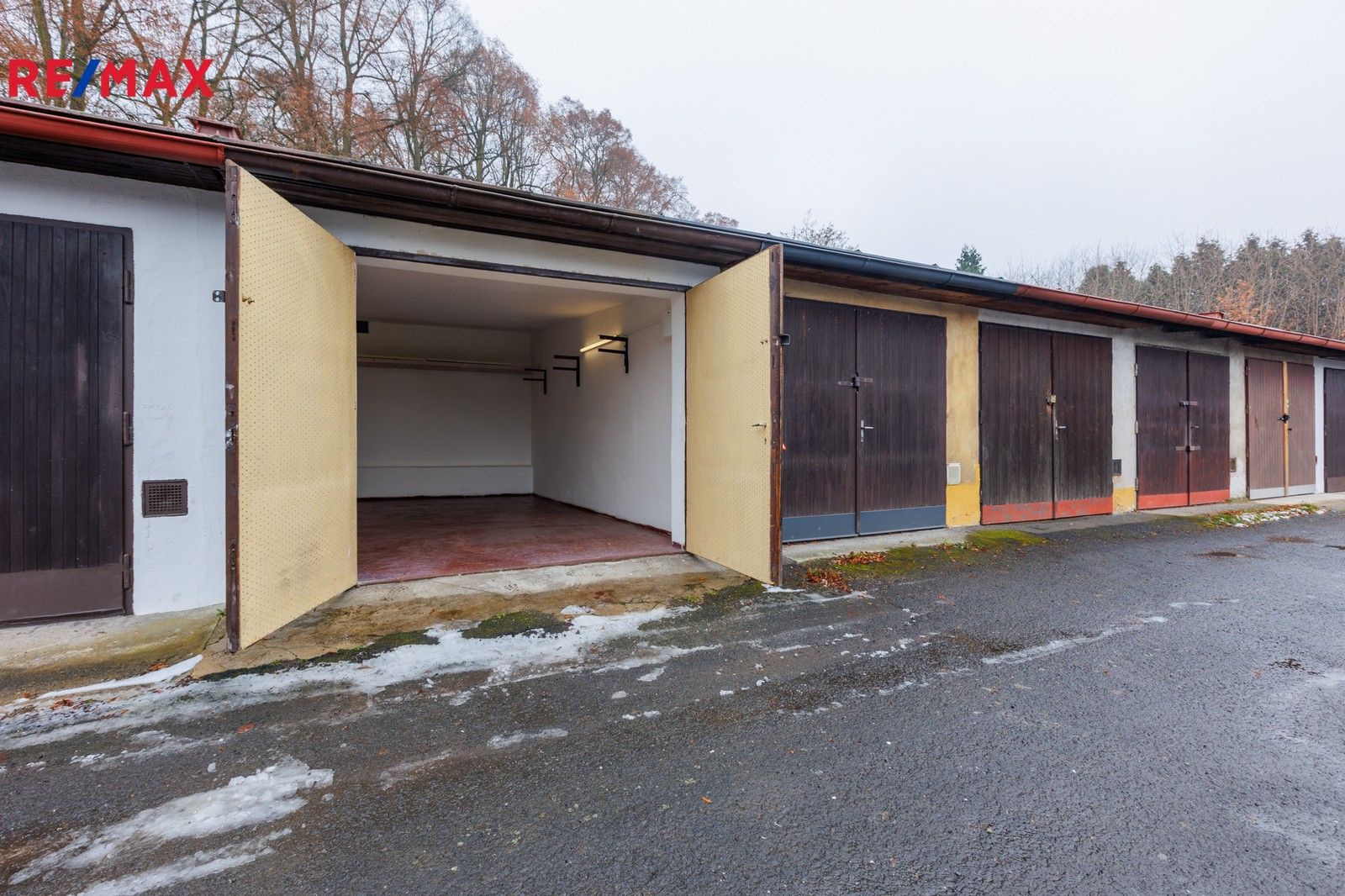 Garáže, Karlovy Vary, 19 m²