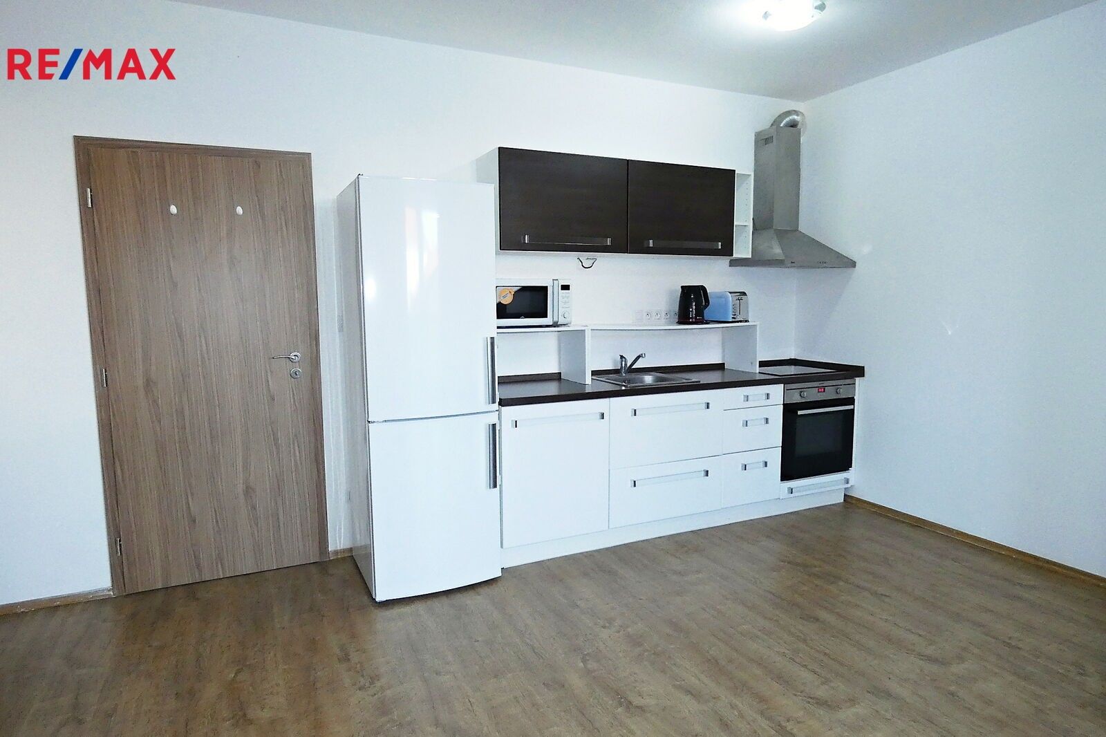 1+kk, Dobrovodská, České Budějovice, 30 m²