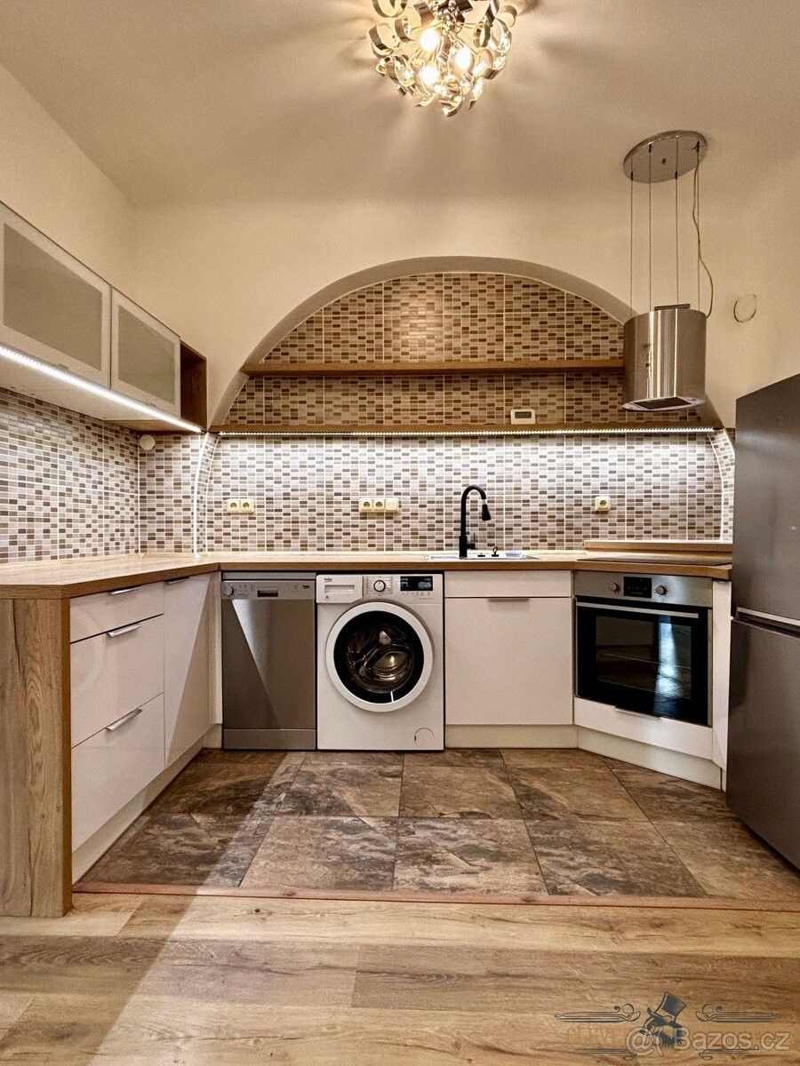 Pronájem byt - Jihlava, 586 01