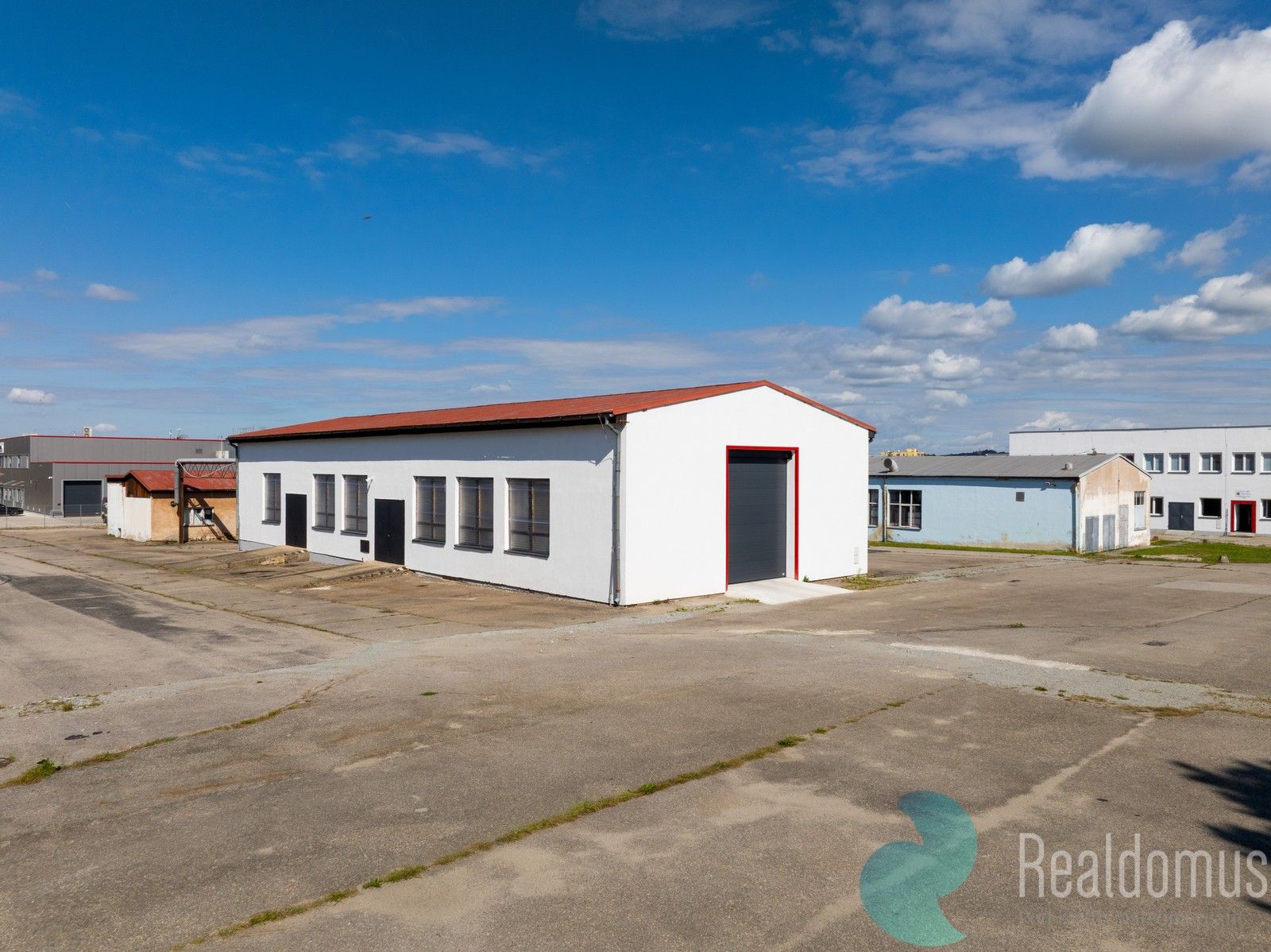 Sklady, České Budějovice, 340 m²