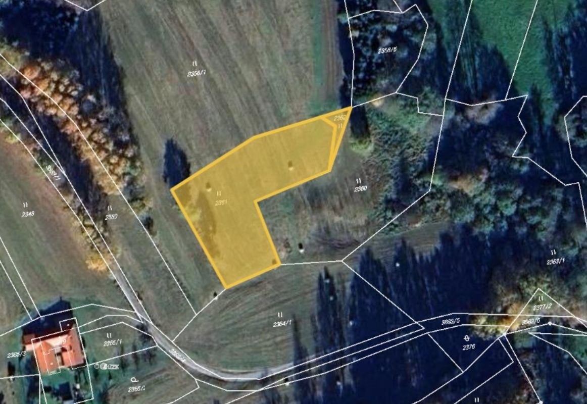 Louky, Slavče, 2 006 m²