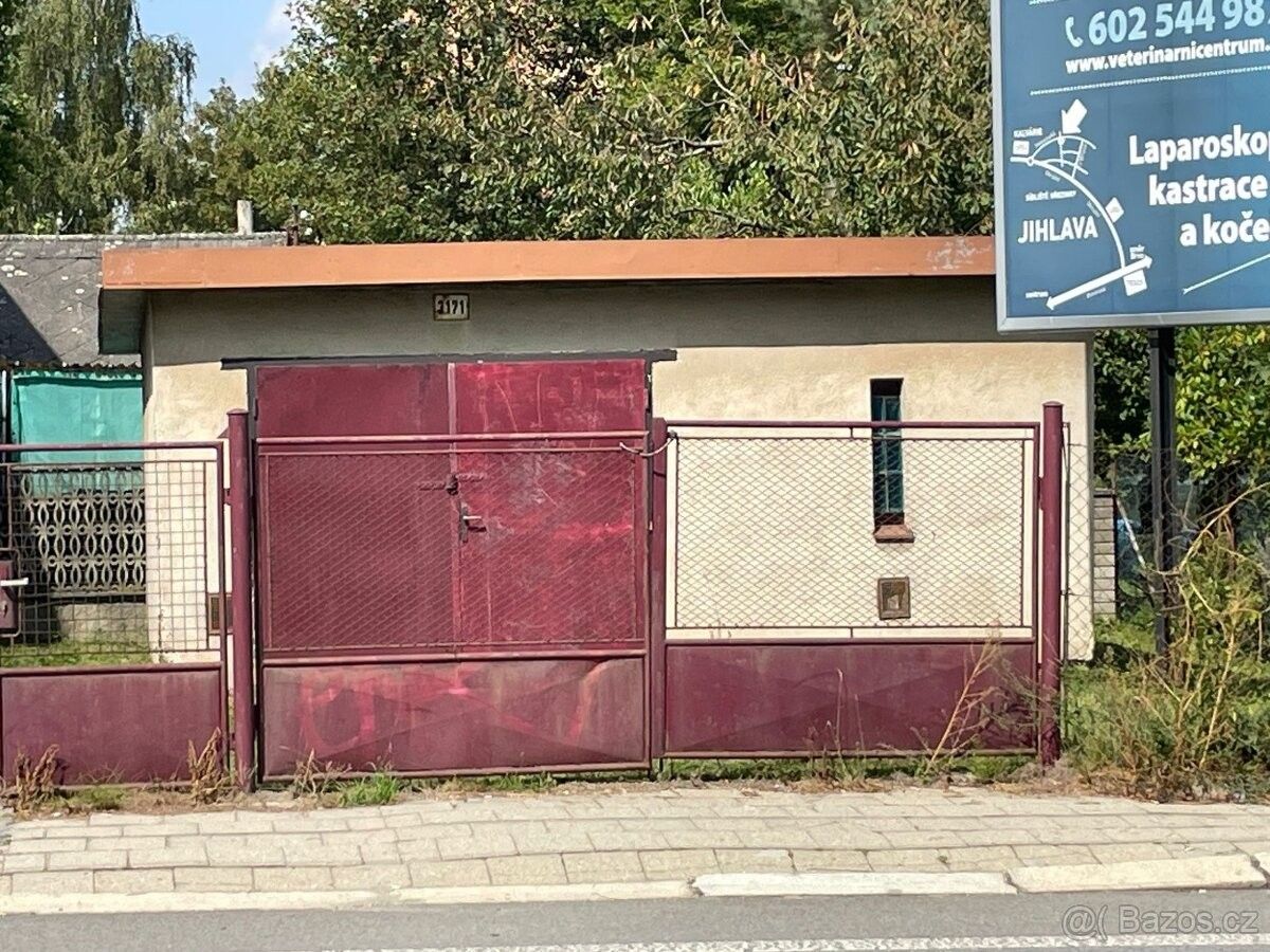 Garáže, Jihlava, 586 01