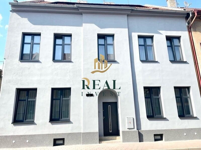 Rodinné domy, Boženy Němcové, Žatec, 304 m²