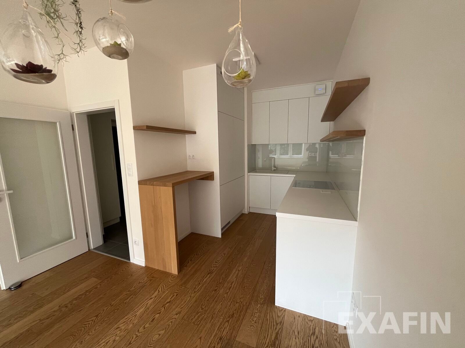 Pronájem byt 2+kk - Pod radnicí, Praha, 55 m²