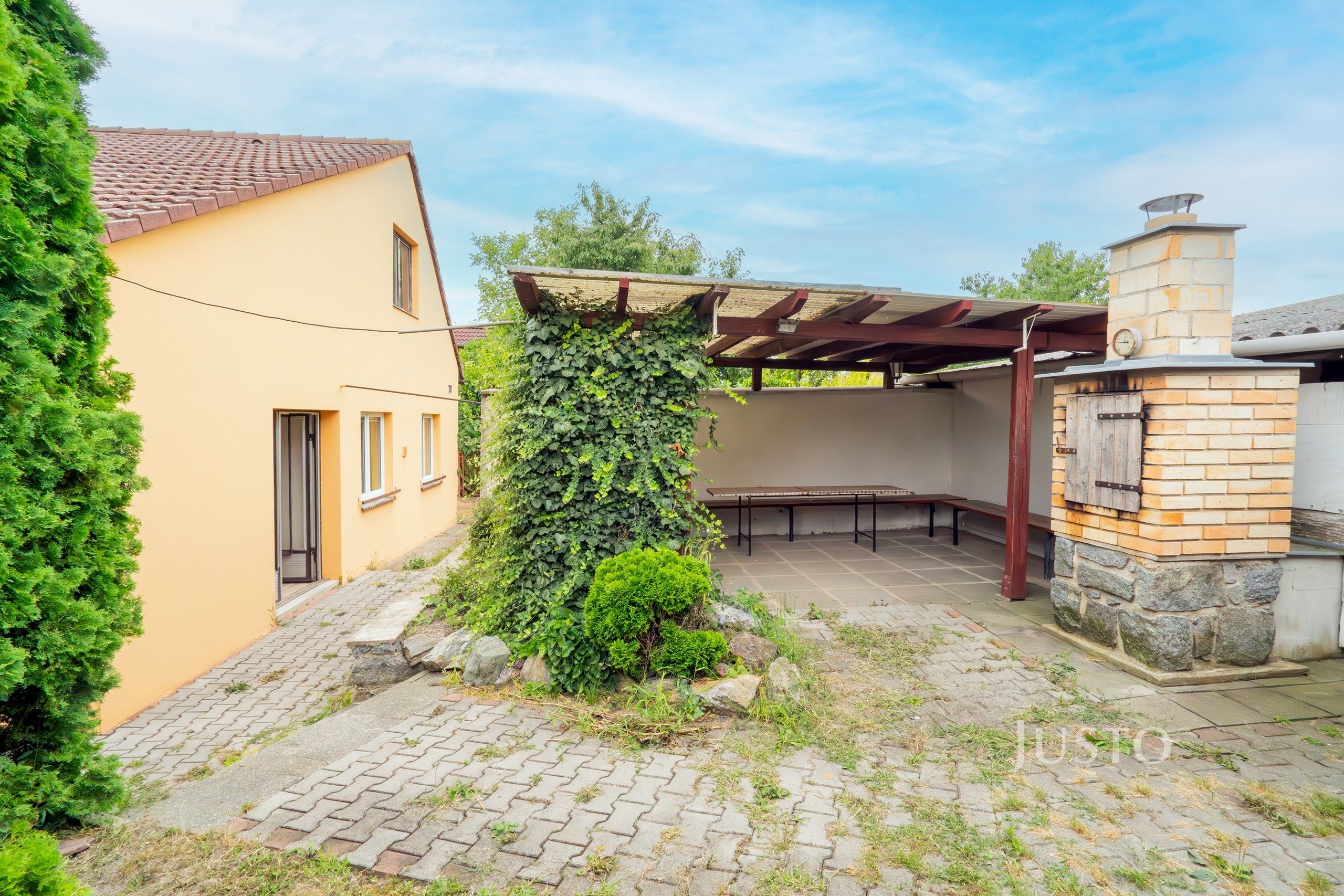 Rodinné domy, U Rybníka, Hostouň, 74 m²