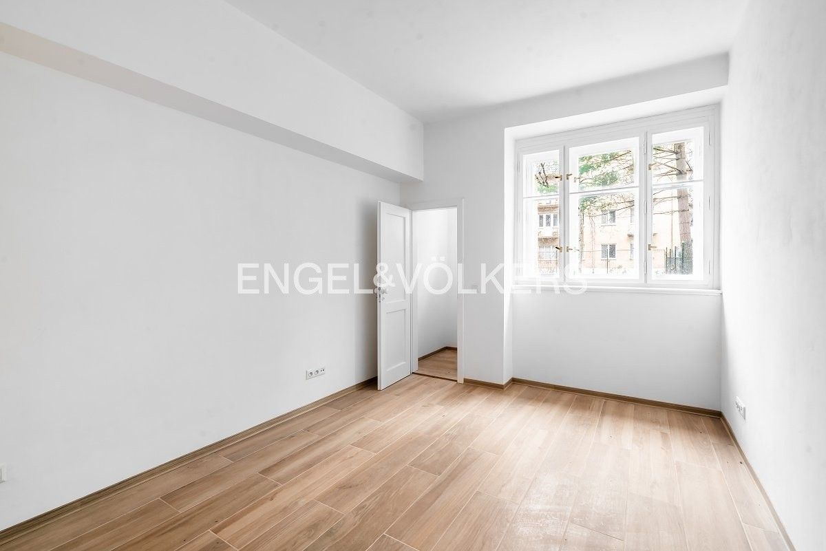 1+kk, U Nikolajky, Praha, 24 m²