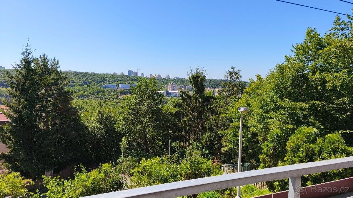 Byty, Praha, 140 00