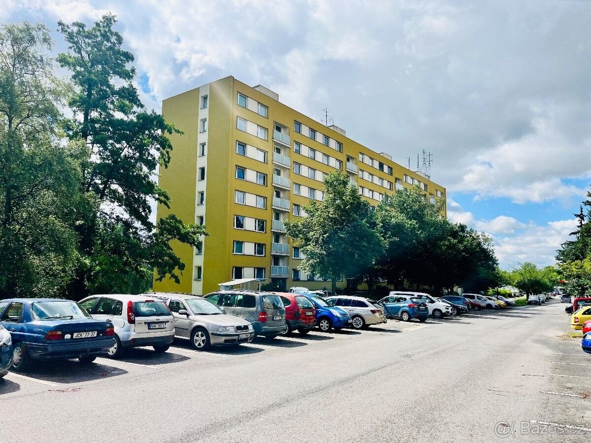 4+1, Jičín, 506 01, 90 m²