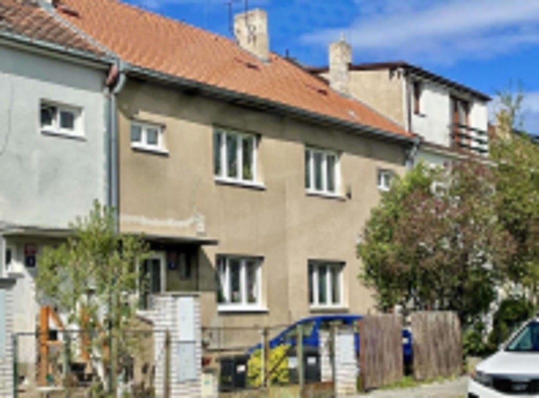 Prodej rodinný dům - Chrpová, Praha, 90 m²