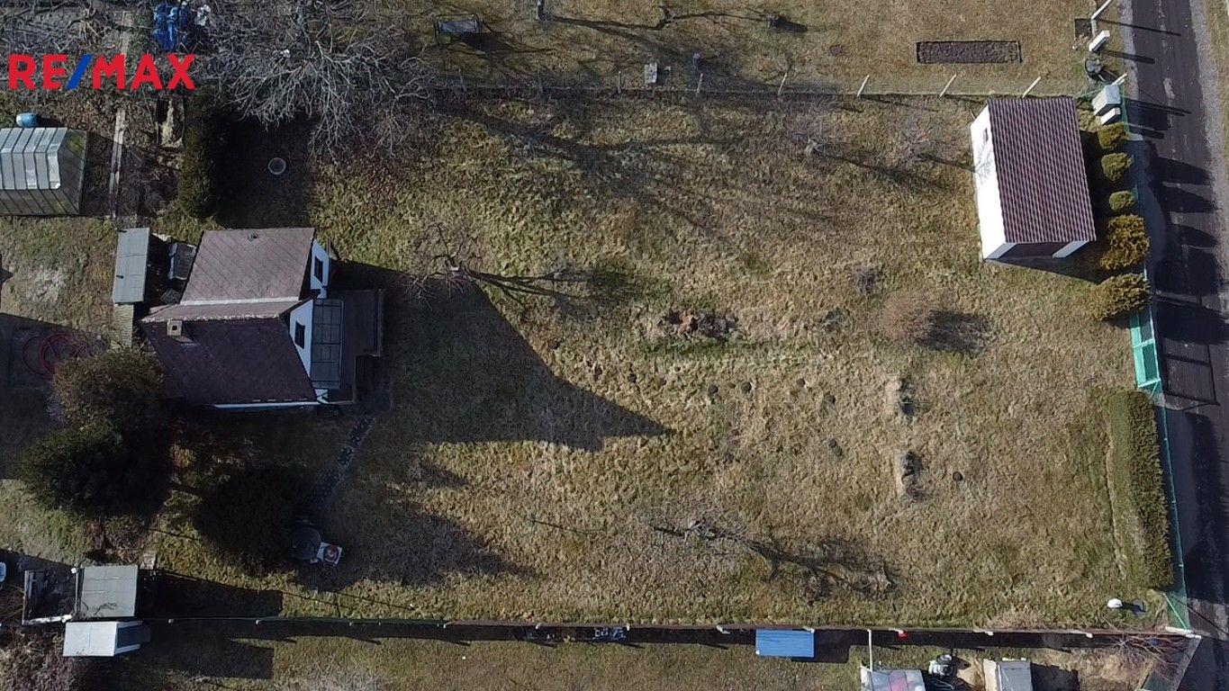 Zahrady, České Budějovice, 858 m²