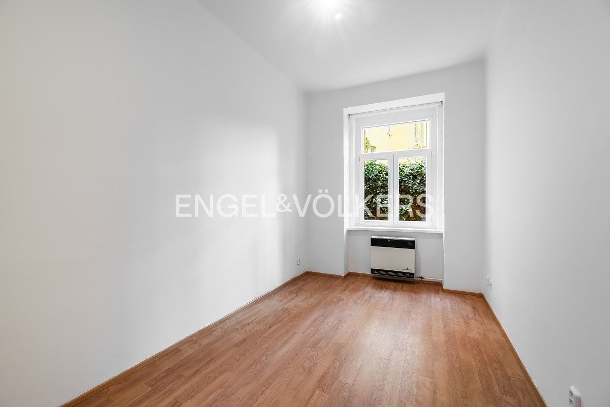 Pronájem byt 2+kk - Na spojce, Praha, 42 m²