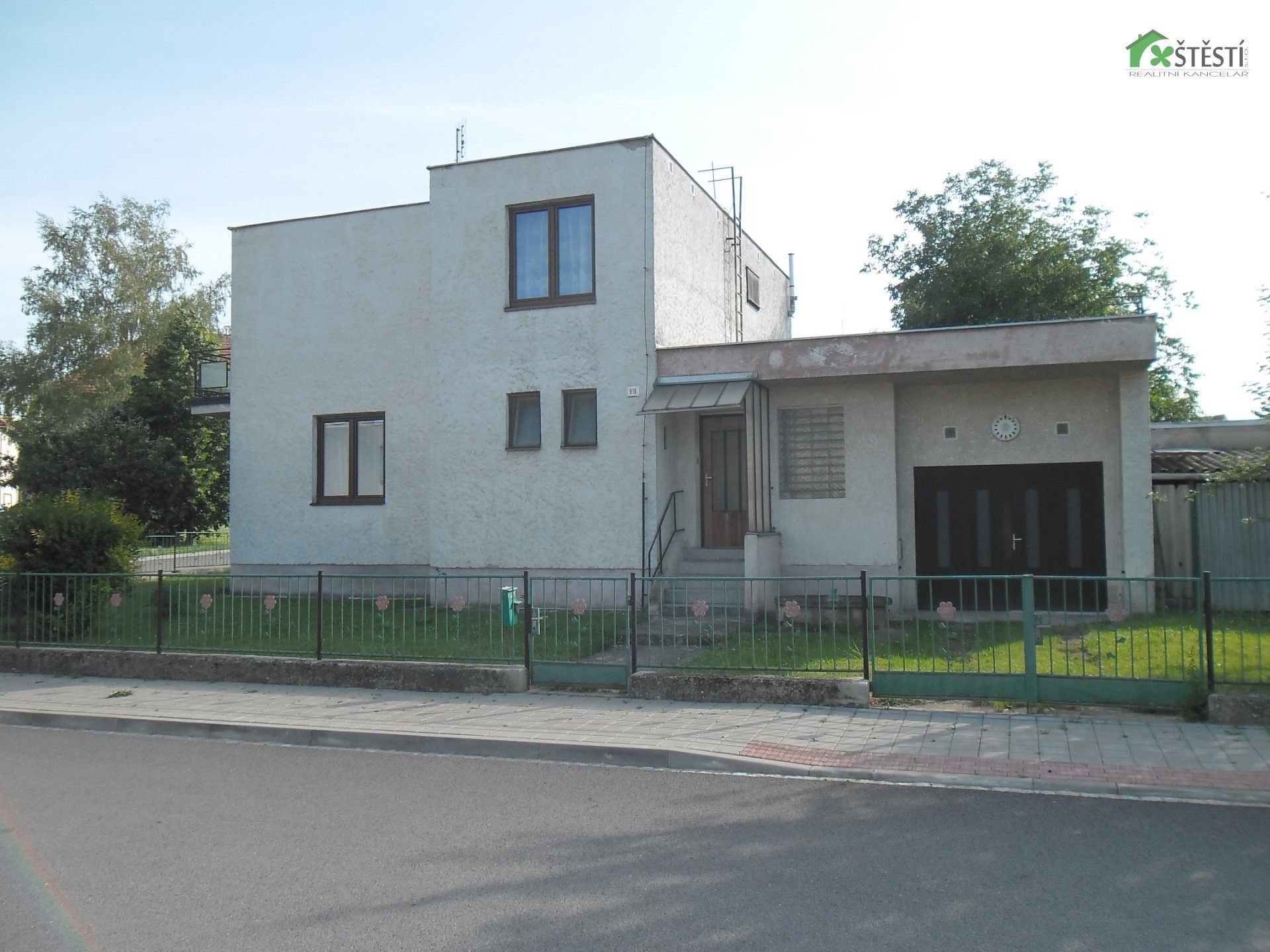 Rodinné domy, Zahradní, Jaroměřice nad Rokytnou, 190 m²